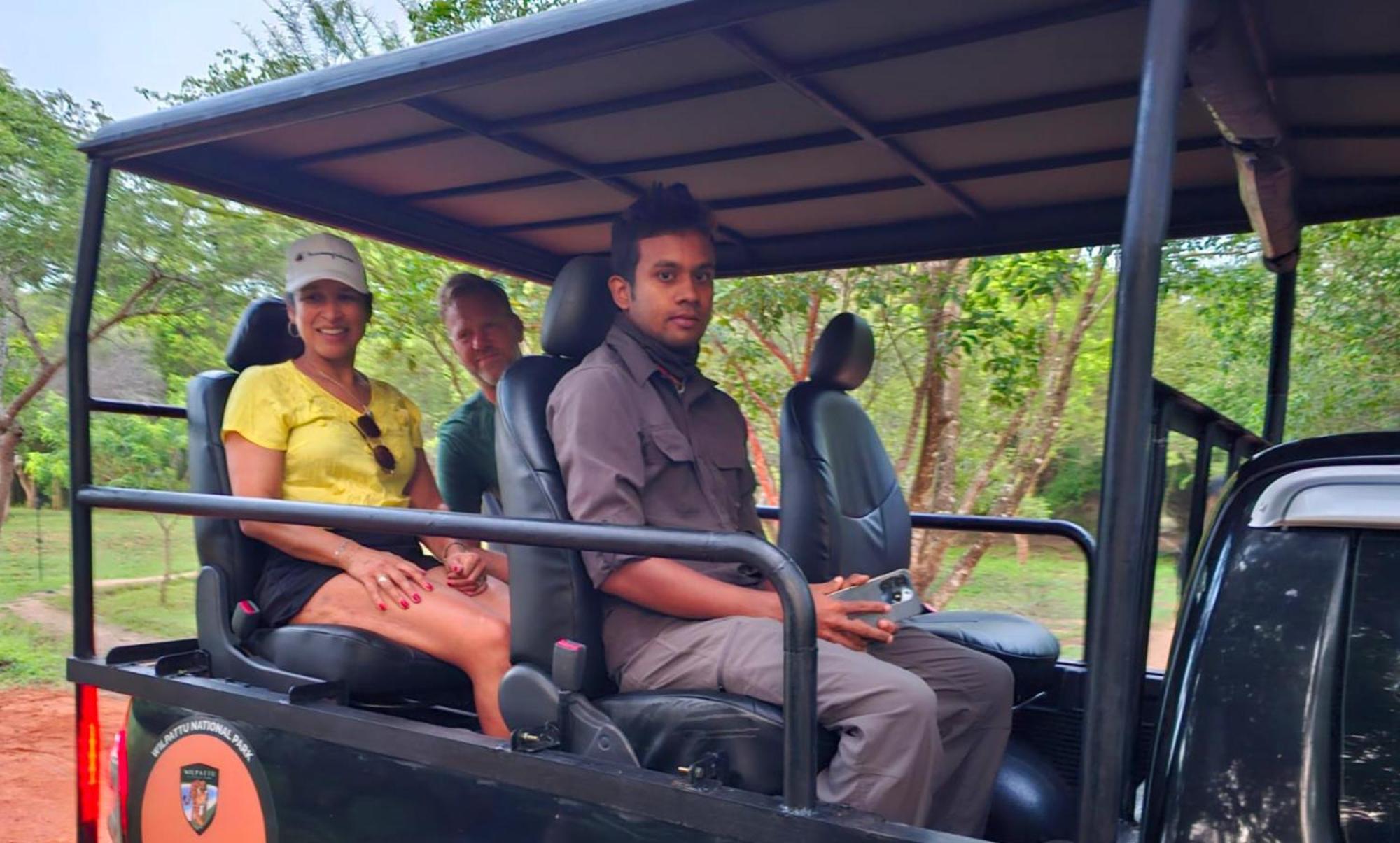 Funky Leopard Safari Lodge Bordering Yala National Park Kataragama Exterior foto